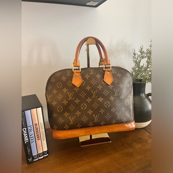 Louis Vuitton Alma (With COA) - Picture 2 of 15